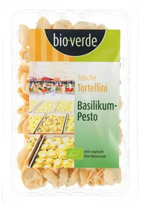 Produktfoto zu Tortellini mit Basilikum-Pesto