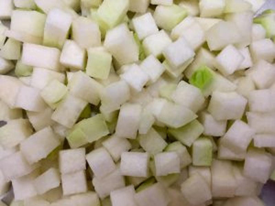Produktfoto zu V Kohlrabi Würfel 10mm 2,5kg