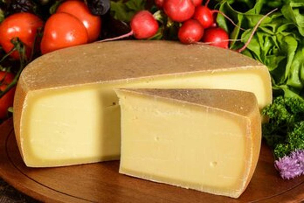 Produktfoto zu Schweizer Bergbauernkäse