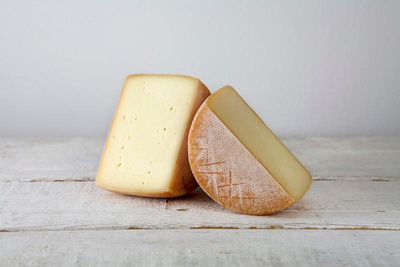 Produktfoto zu Großer Deichkäse Backensholz, 4 Mon.