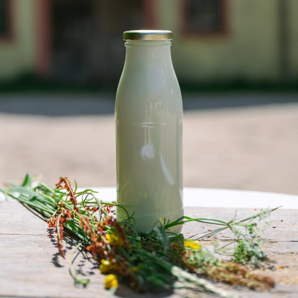 Produktfoto zu Kefir aus Ziegenrohmilch