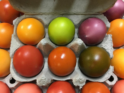 Produktfoto zu gefärbte Eier 6 Stück